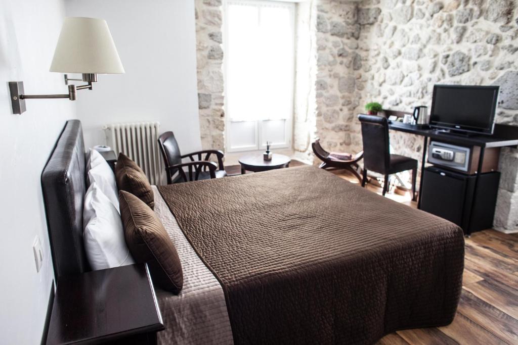 Hotel Henri IV 네라끄 객실 사진