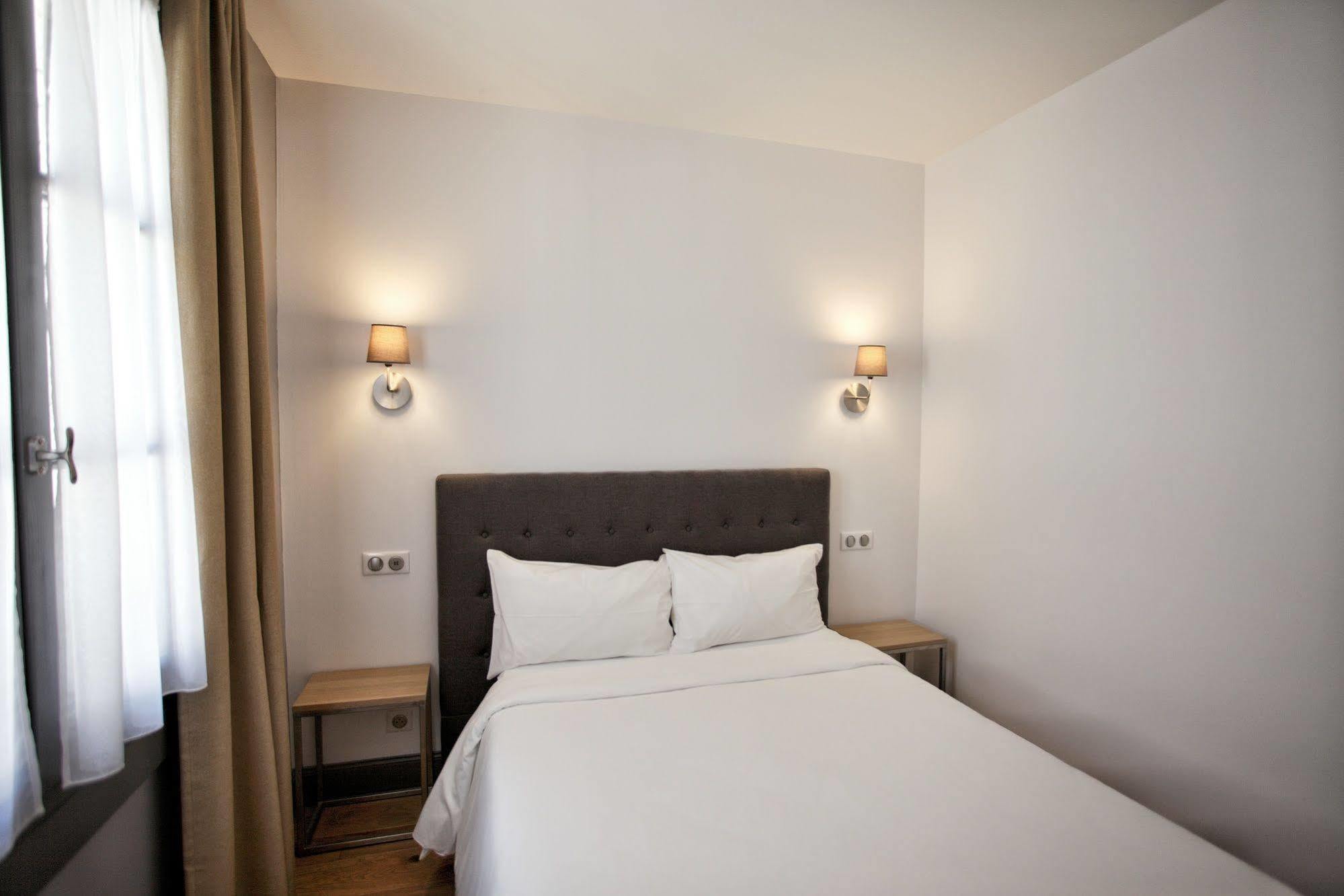 Hotel Henri IV 네라끄 외부 사진