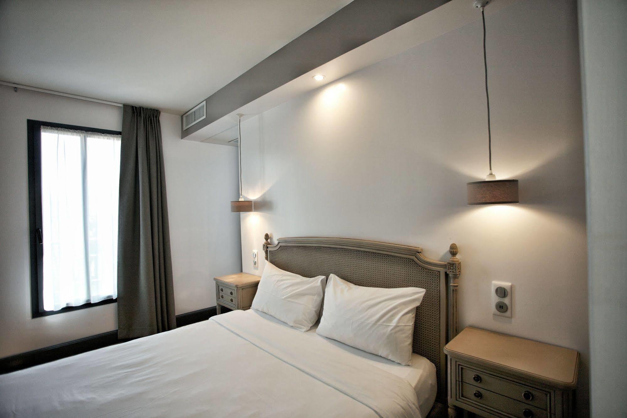 Hotel Henri IV 네라끄 외부 사진