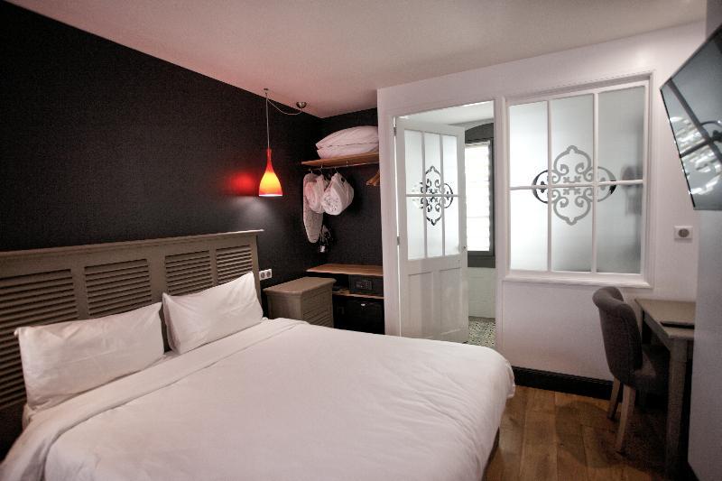 Hotel Henri IV 네라끄 외부 사진