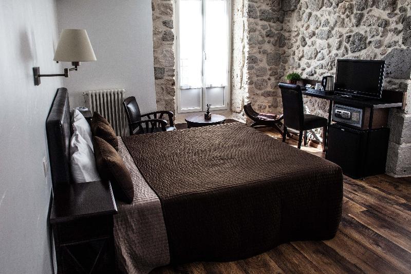 Hotel Henri IV 네라끄 외부 사진